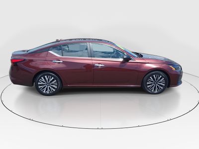 2024 Nissan Altima - Photo 8