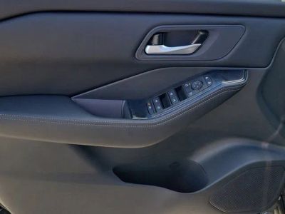 2026 Nissan Rogue — photo 9 view