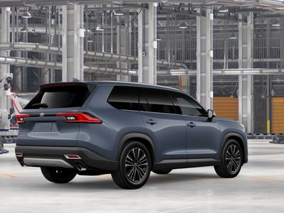 2026 Toyota Grand Highlander Hybrid - Photo 10