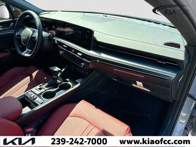 2026 Kia K5 — photo 10 view