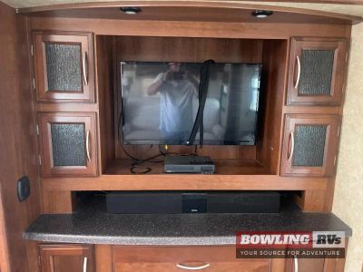 2017 Sprinter 324FWBHS — photo 17 view