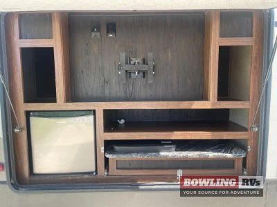 2017 Sprinter 324FWBHS — photo 29 view