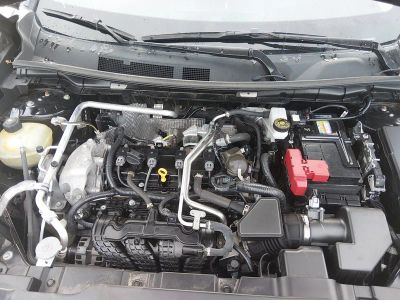2024 Mitsubishi Outlander — photo 9 view