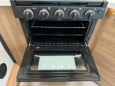 2027 Thor Motor Coach CHATEAU — photo 13 view