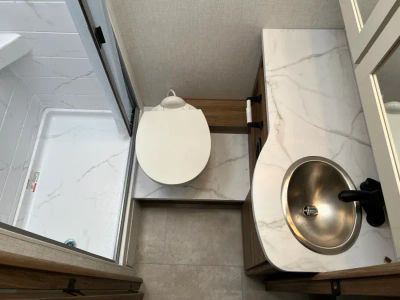 2027 Thor Motor Coach CHATEAU — photo 18 view