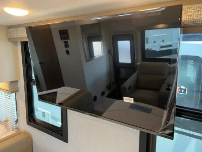 2027 Thor Motor Coach CHATEAU — photo 7 view