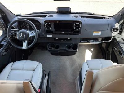 2026 Leisure Travel Vans UNITY - Photo 2