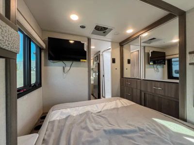 2026 Leisure Travel Vans UNITY - Photo 17