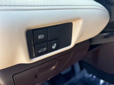 2022 Toyota Highlander - Photo 16