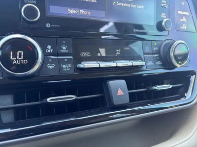 2022 Toyota Highlander - Photo 22
