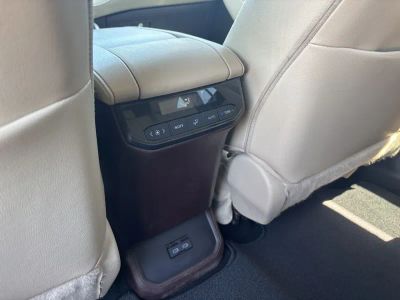 2022 Toyota Highlander - Photo 32