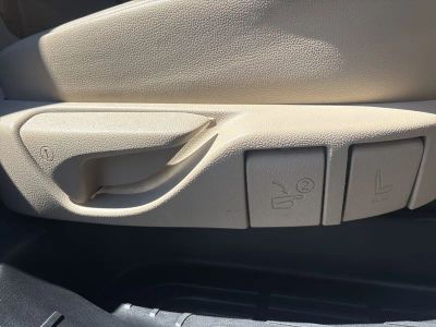 2022 Toyota Highlander - Photo 36