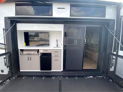 2026 Grand Solitude - Photo 1