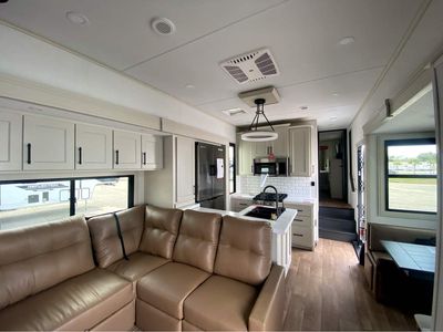 2026 Grand Solitude - Photo 17