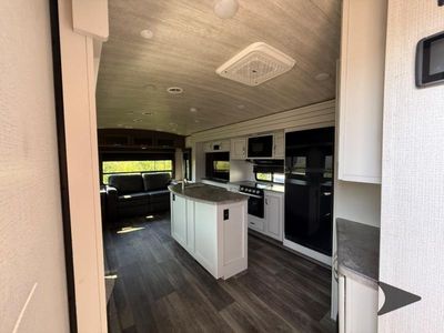 2023 Keystone RV Cougar Half-Ton - Photo 10