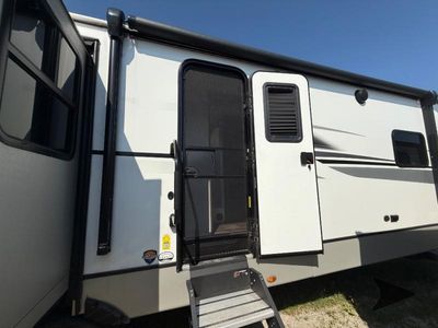 2023 Keystone RV Cougar Half-Ton - Photo 6