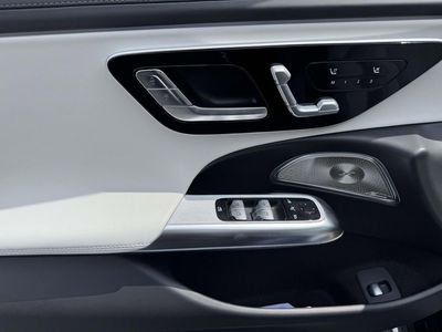 2026 Mercedes-Benz E-Class - Photo 17