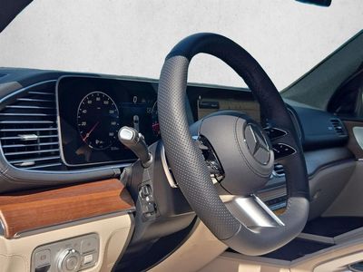 2026 Mercedes-Benz GLS 580 - Photo 3