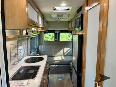 2020 Coachmen RV Beyond — photo 9 view