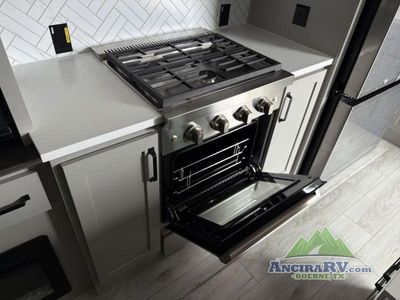 2026 Keystone RV Montana High Country - Photo 12