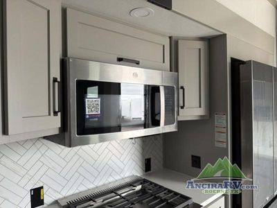 2026 Keystone RV Montana High Country - Photo 13