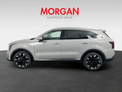 2026 Kia Sorento — photo 8 view