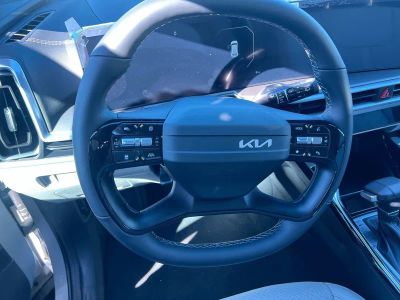 2026 Kia Sorento — photo 17 view