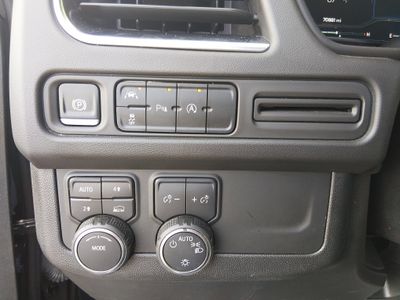 2024 Chevrolet Suburban - Photo 13