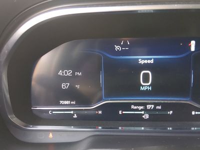 2024 Chevrolet Suburban - Photo 14