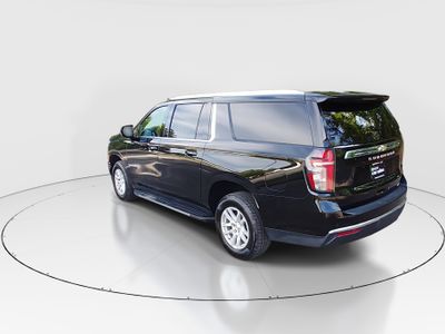 2024 Chevrolet Suburban - Photo 5