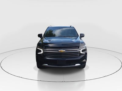 2024 Chevrolet Suburban - Photo 2