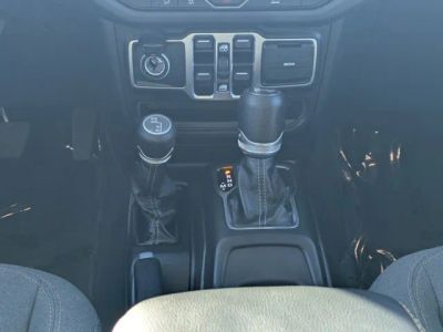 2026 Jeep Wrangler — photo 17 view