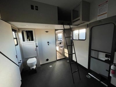 2026 Jayco Seismic — photo 48 view