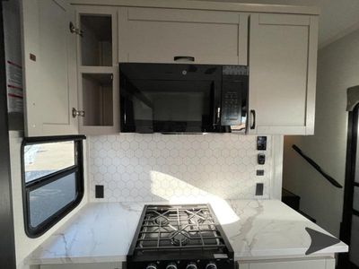 2026 Jayco Seismic — photo 29 view