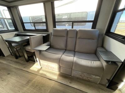 2026 Jayco Seismic — photo 7 view