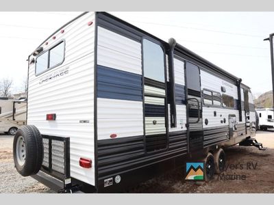 2023 Forest River RV Cherokee - Photo 5