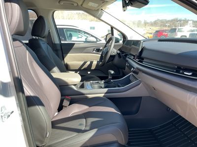 2026 Kia Carnival — photo 15 view