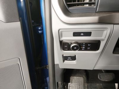2025 Ford F-150 - Photo 13