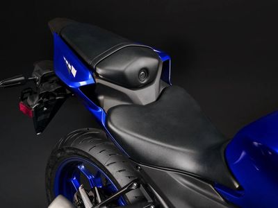 2026 Yamaha YZF-R3 - Photo 16
