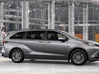 2026 Toyota Sienna — photo 13 view