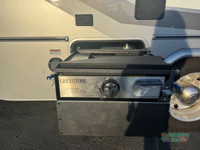 2026 Coachmen RV Entourage - Photo 9