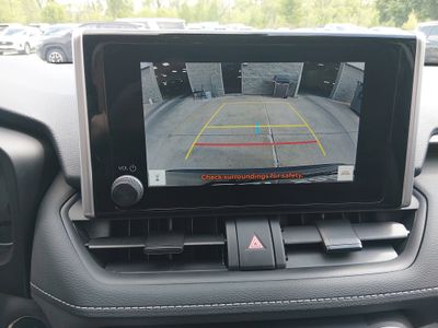2025 Toyota RAV4 - Photo 16