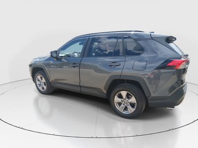 2025 Toyota RAV4 - Photo 4