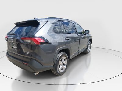 2025 Toyota RAV4 - Photo 7