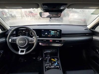 2025 Kia K5 — photo 23 view