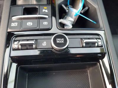 2025 Kia K5 — photo 20 view