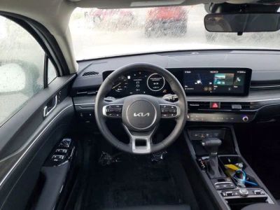 2025 Kia K5 — photo 24 view