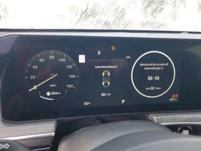 2025 Kia K5 — photo 14 view