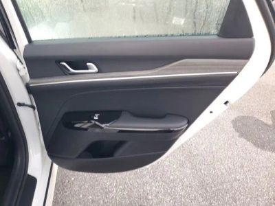 2025 Kia K5 — photo 30 view
