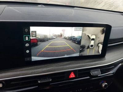2025 Kia K5 — photo 16 view